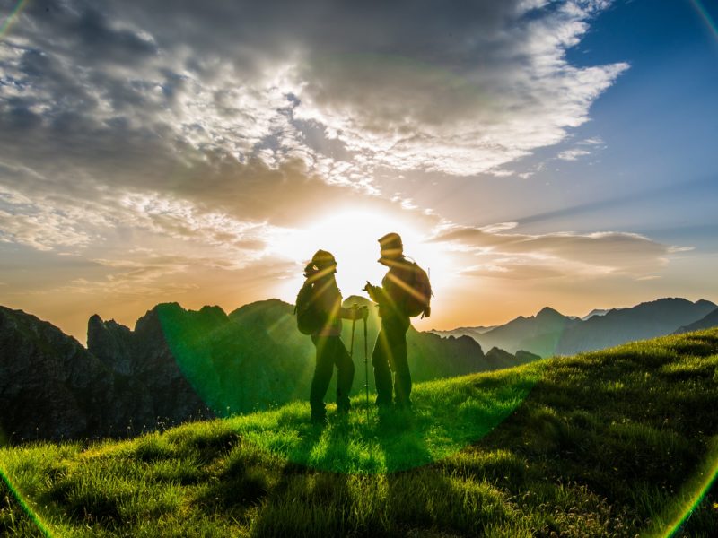 romantic moment captured with green lensflare